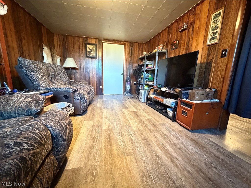 22179 Valley View Drive West Lafayette OH 43845