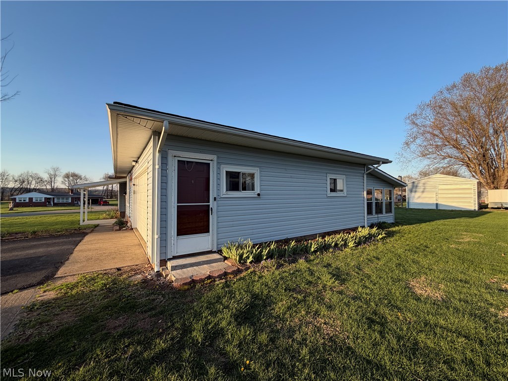 22179 Valley View Drive West Lafayette OH 43845