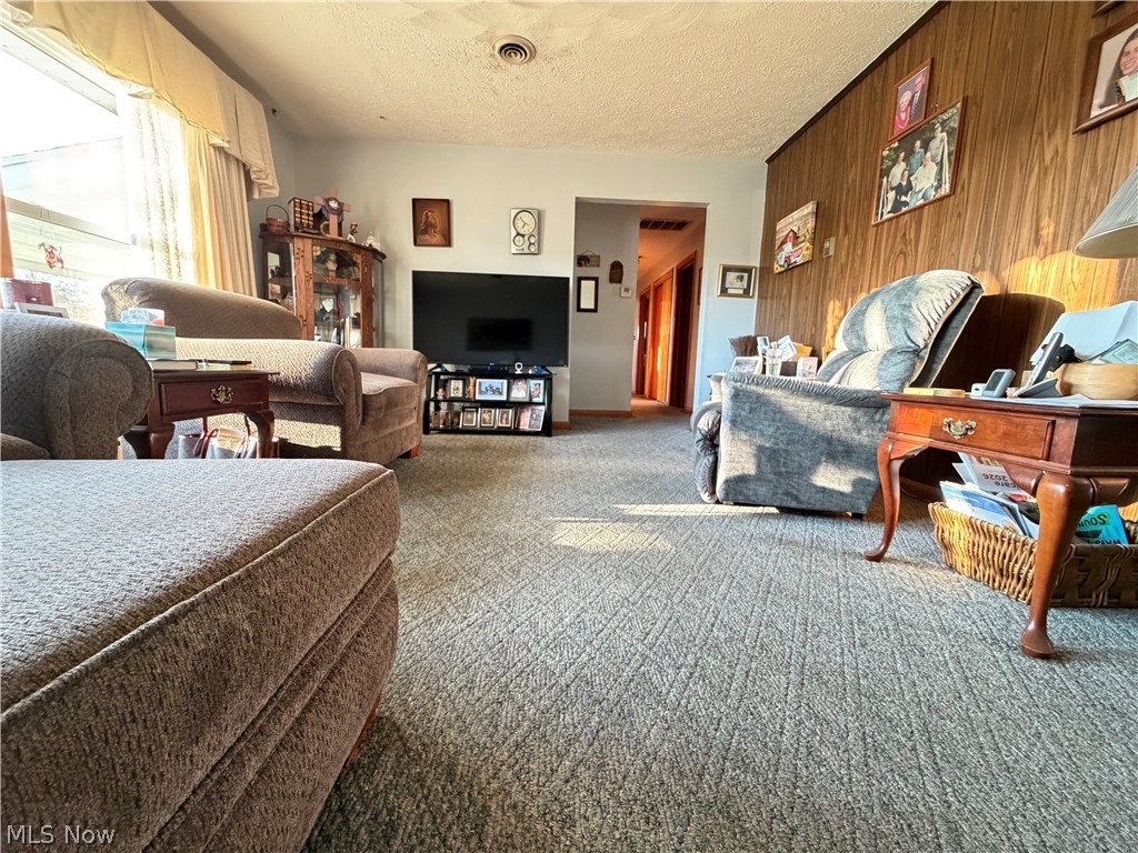 22179 Valley View Drive West Lafayette OH 43845