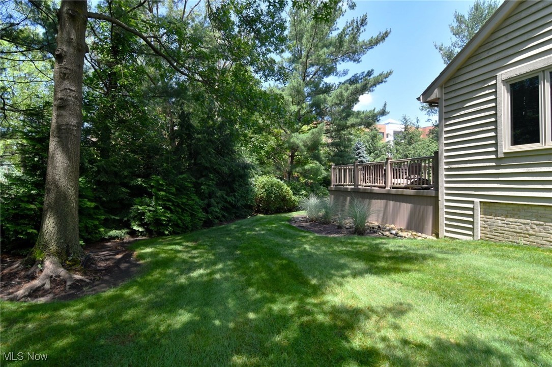 10 Hyde Park Beachwood OH 44122