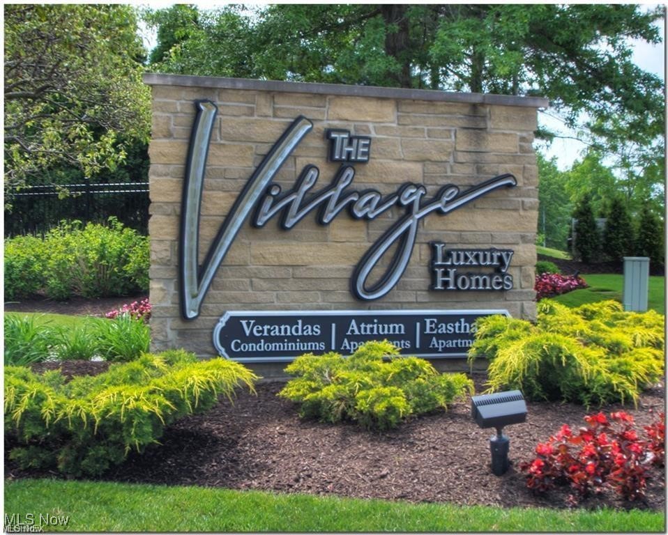 10 Hyde Park Beachwood OH 44122