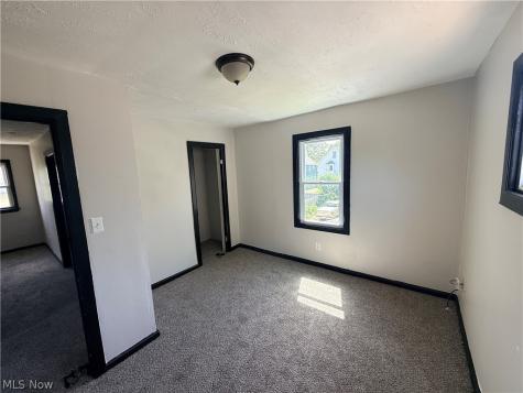 4146 E 143rd Street Cleveland OH 44128