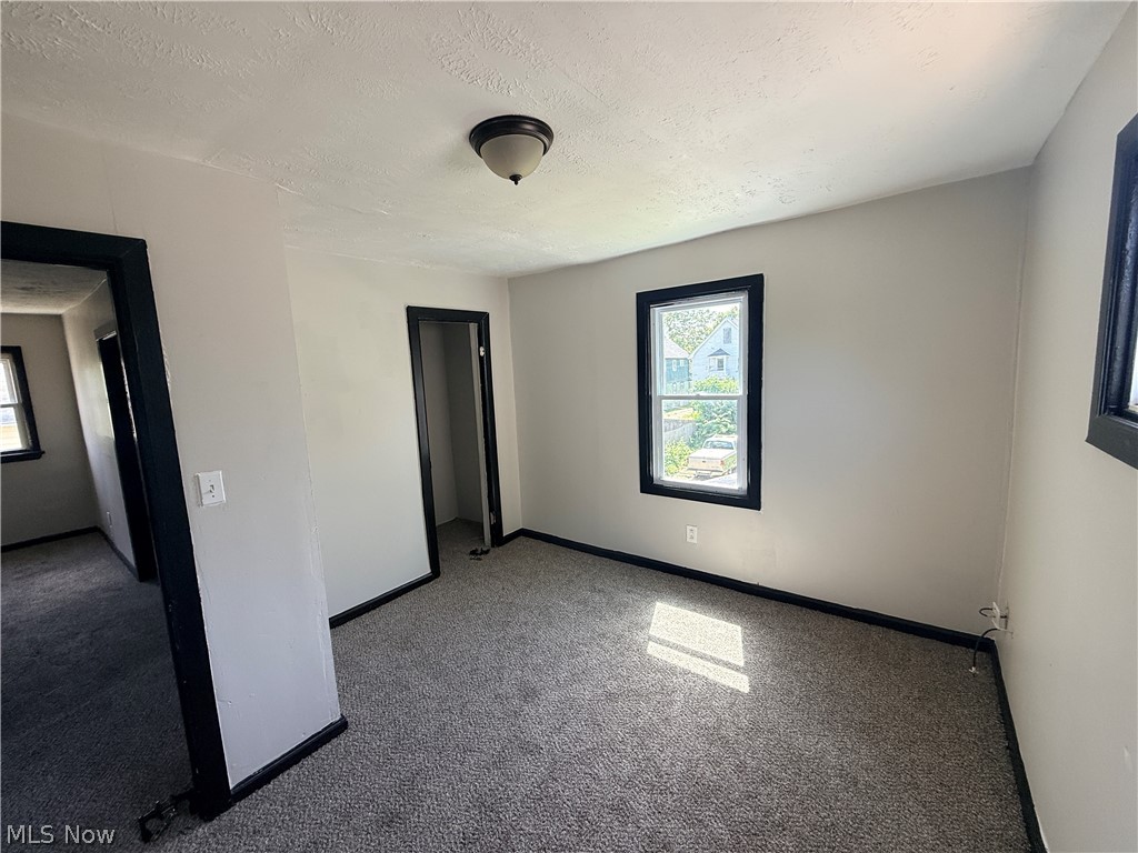 4146 E 143rd Street Cleveland OH 44128