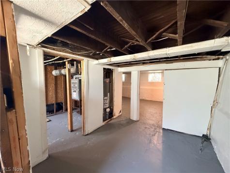 4146 E 143rd Street Cleveland OH 44128