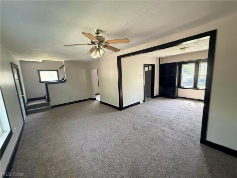 4146 E 143rd Street Cleveland OH 44128