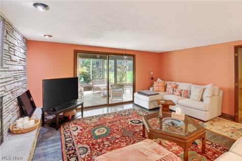 8402 Edge Lake Oval Northfield OH 44067