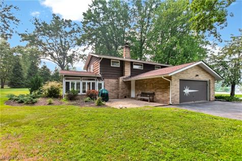 8402 Edge Lake Oval Northfield OH 44067