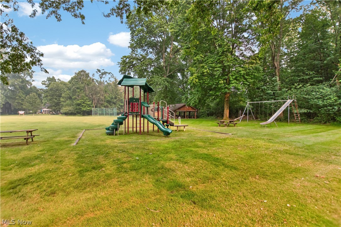 8402 Edge Lake Oval Northfield OH 44067