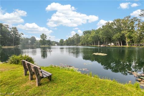 8402 Edge Lake Oval Northfield OH 44067