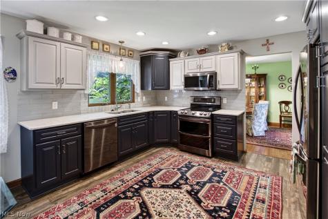 8402 Edge Lake Oval Northfield OH 44067