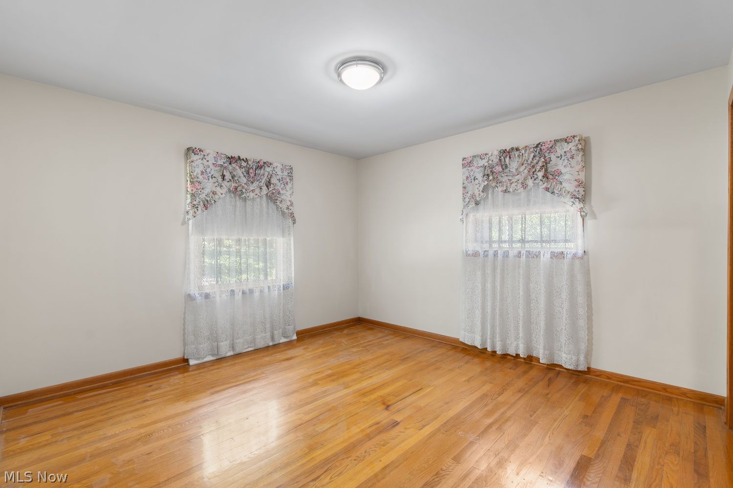 8514 Shadyview Avenue NW Clinton OH 44216