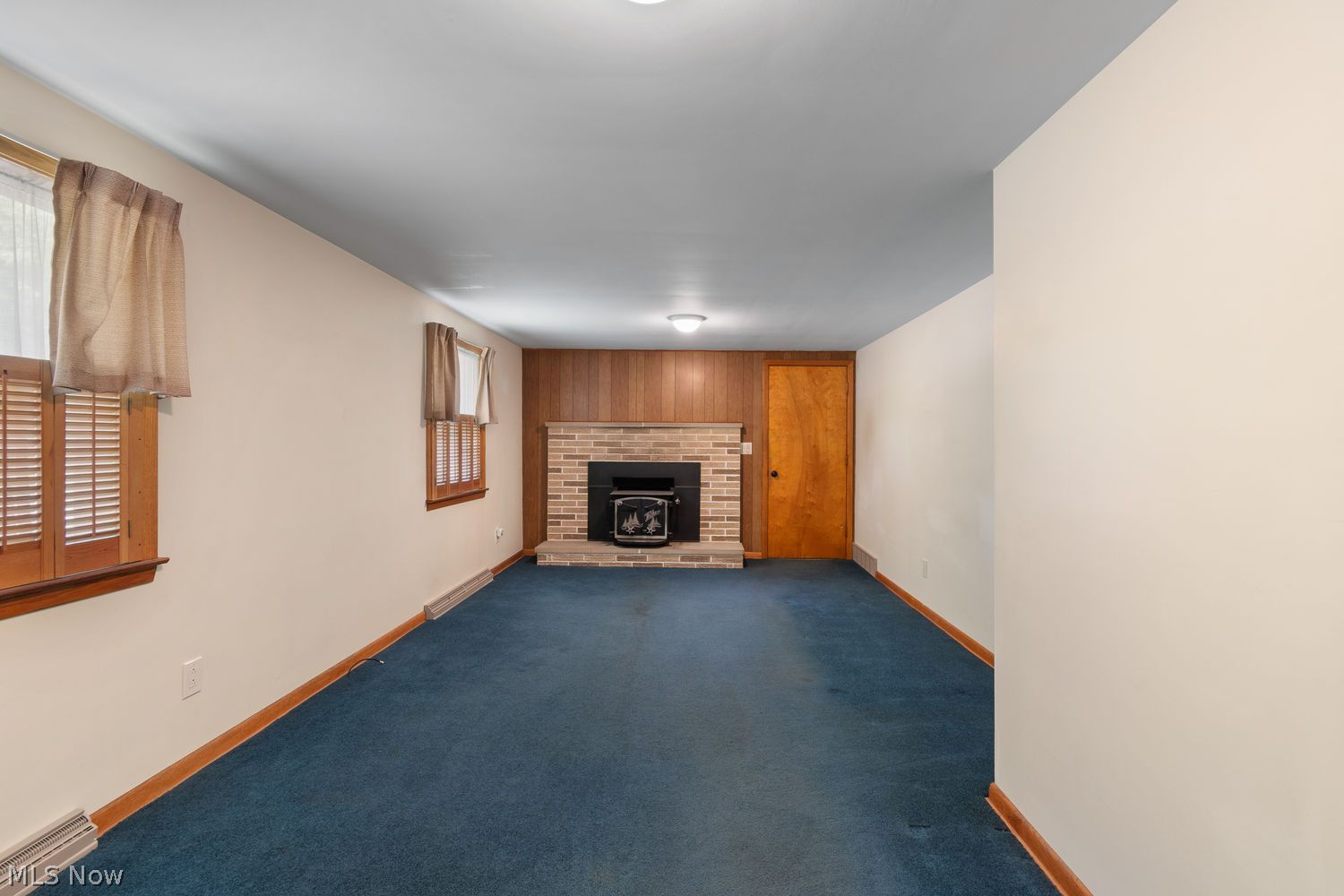 8514 Shadyview Avenue NW Clinton OH 44216