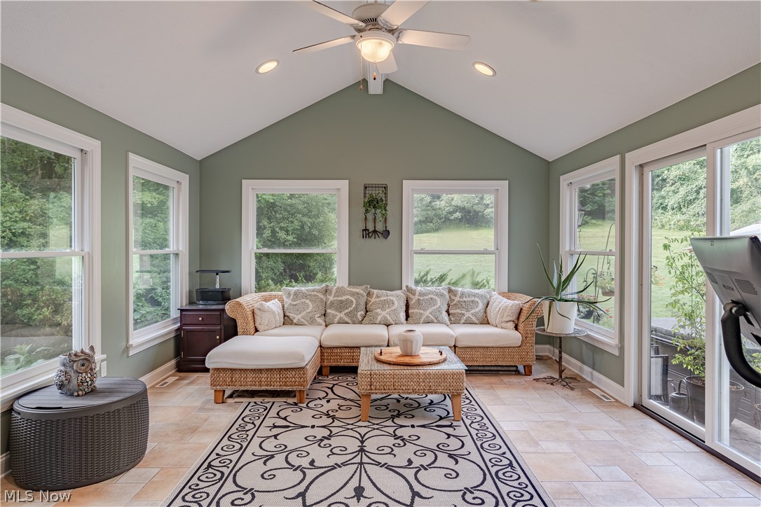 7775 Woodlands Trail Chesterland OH 44026