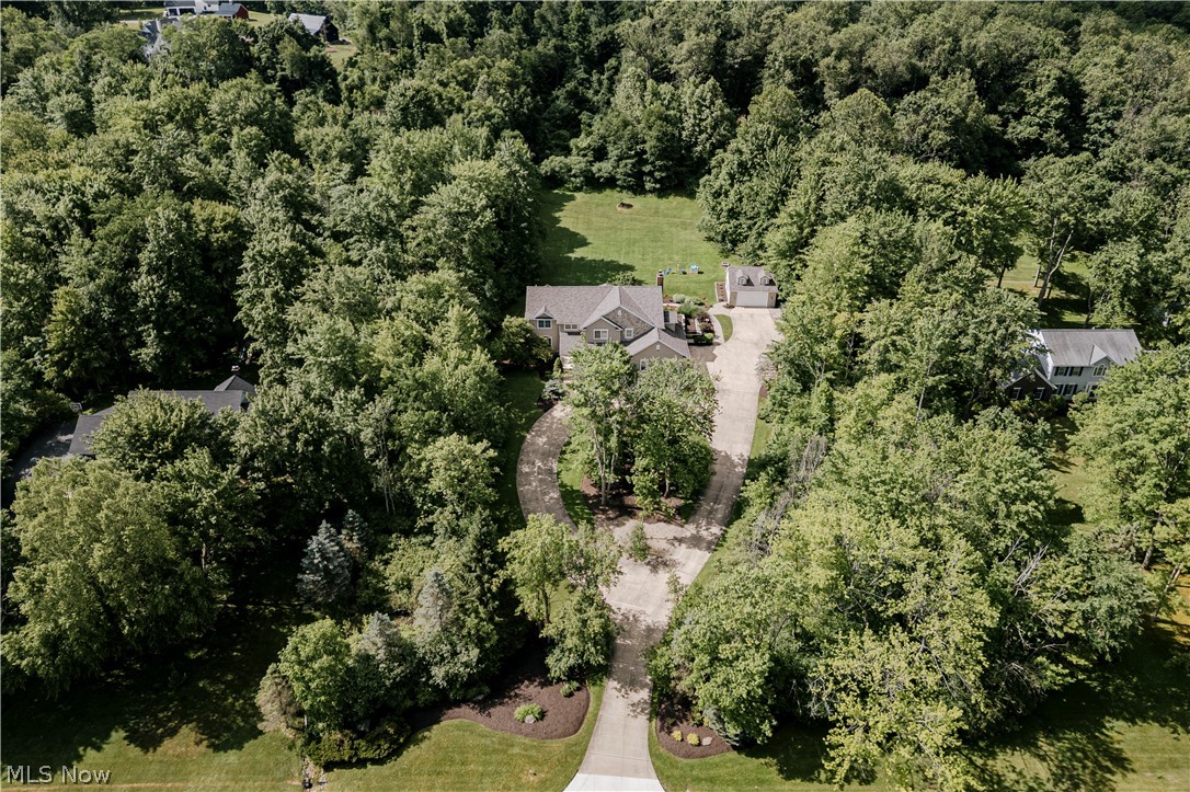 7775 Woodlands Trail Chesterland OH 44026