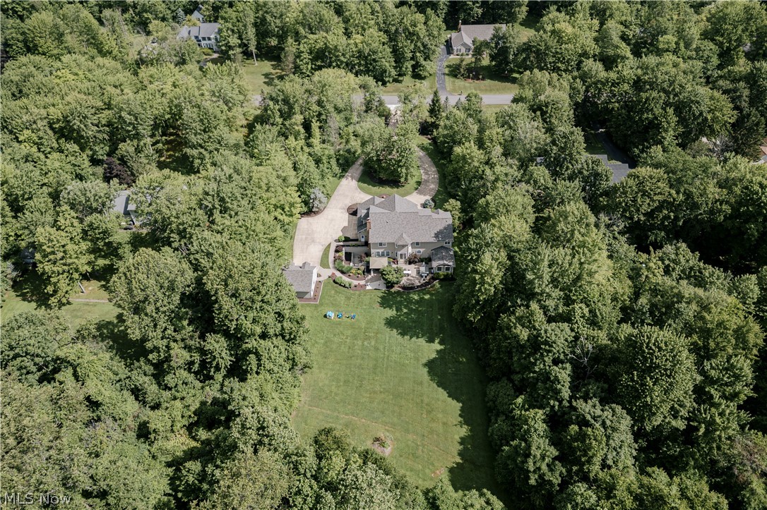 7775 Woodlands Trail Chesterland OH 44026