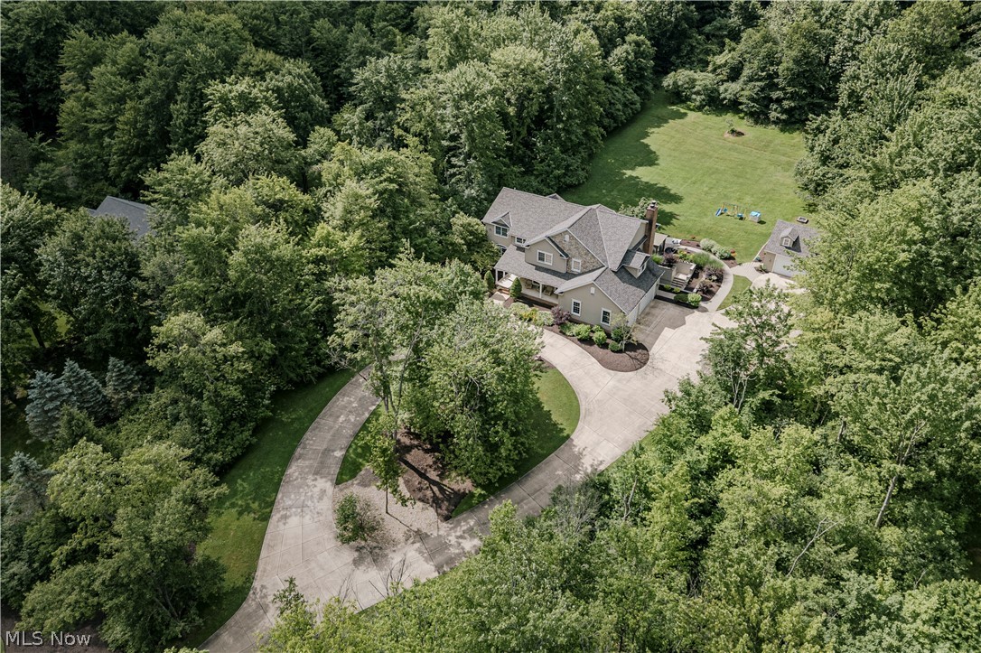 7775 Woodlands Trail Chesterland OH 44026