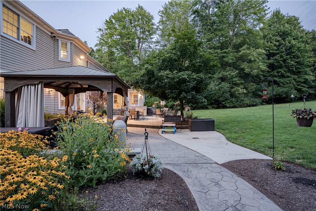 7775 Woodlands Trail Chesterland OH 44026