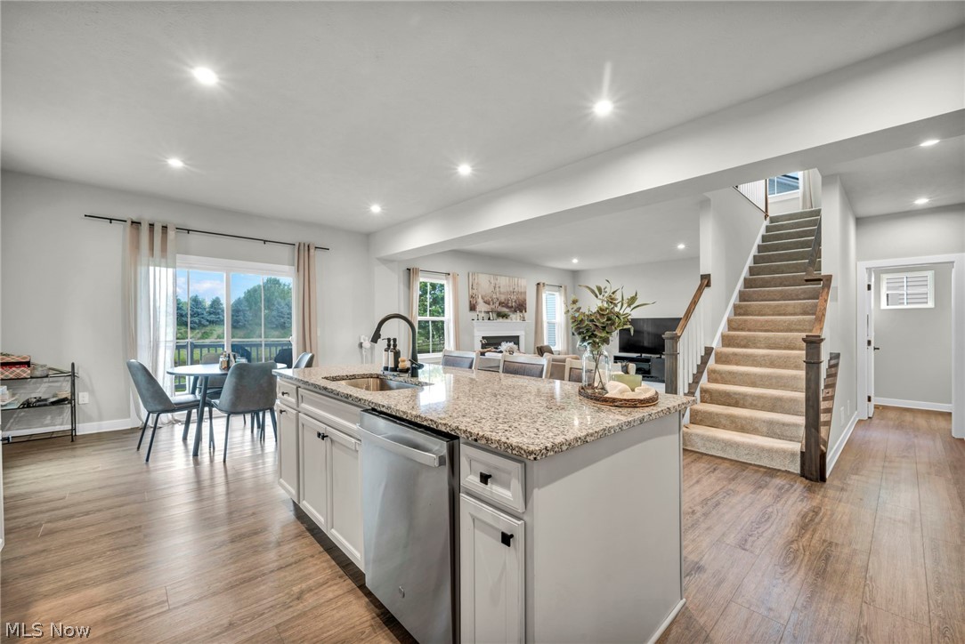 5394 Hawks Nest Circle Sheffield Lake OH 44054