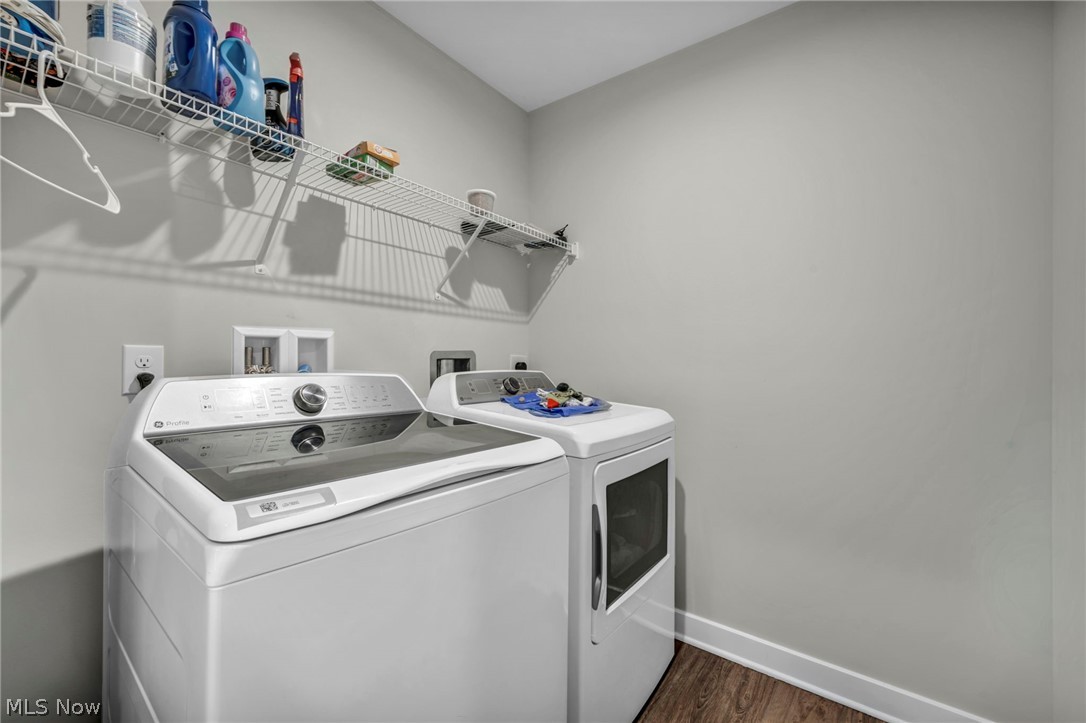 5394 Hawks Nest Circle Sheffield Lake OH 44054