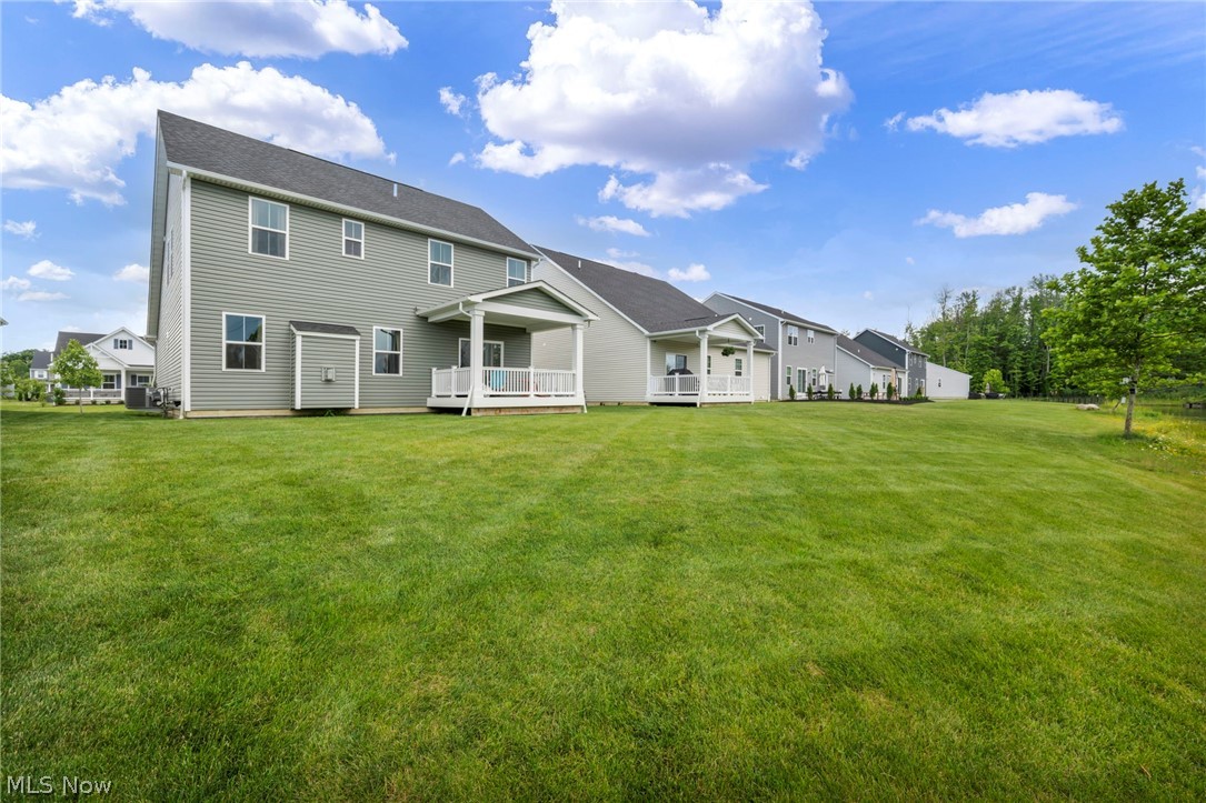 5394 Hawks Nest Circle Sheffield Lake OH 44054