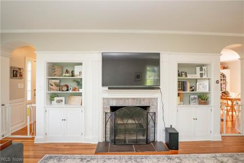 231 Birdwood Road Akron OH 44313