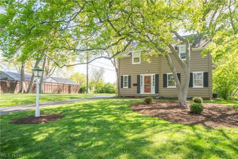 231 Birdwood Road Akron OH 44313