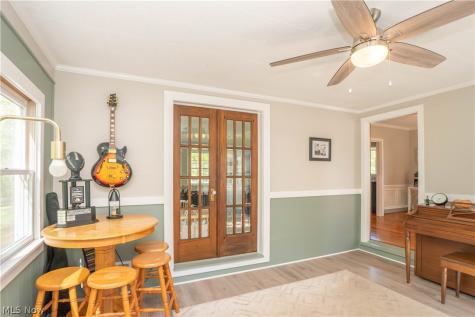 231 Birdwood Road Akron OH 44313