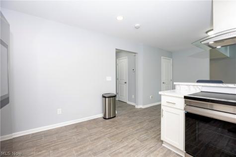 723 Apple Blossom Lane Orrville OH 44667