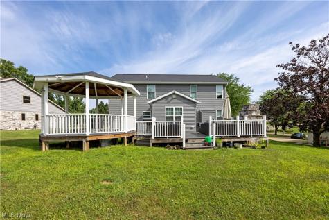 723 Apple Blossom Lane Orrville OH 44667