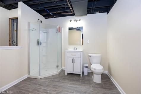 723 Apple Blossom Lane Orrville OH 44667