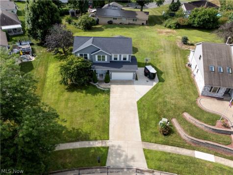 723 Apple Blossom Lane Orrville OH 44667