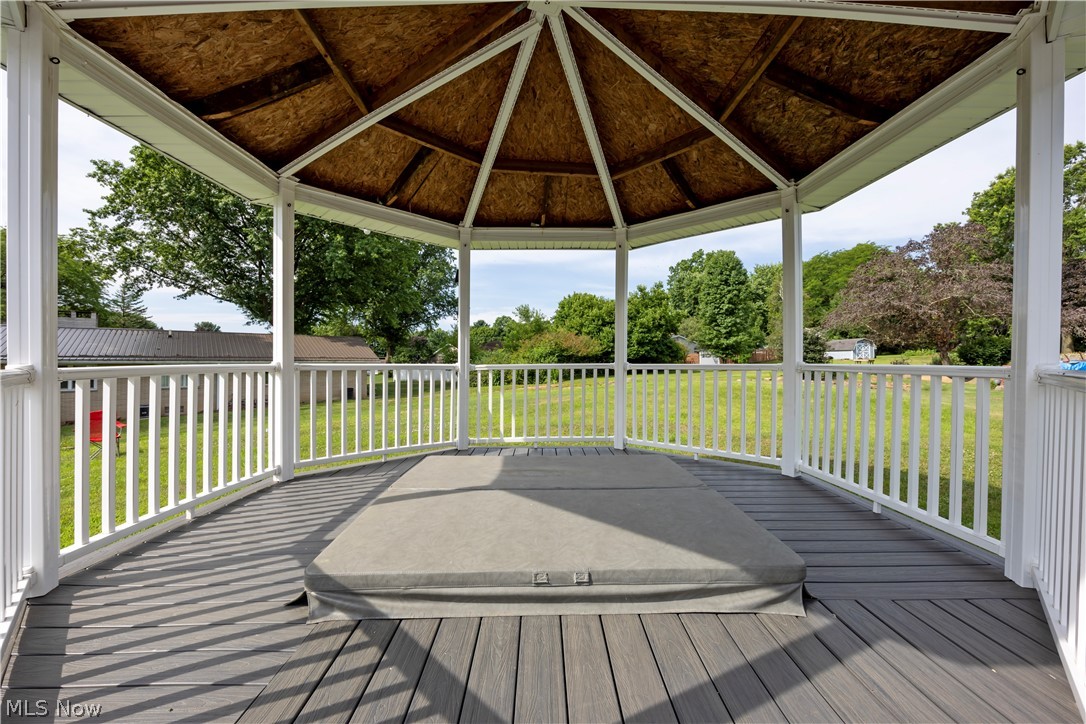 723 Apple Blossom Lane Orrville OH 44667