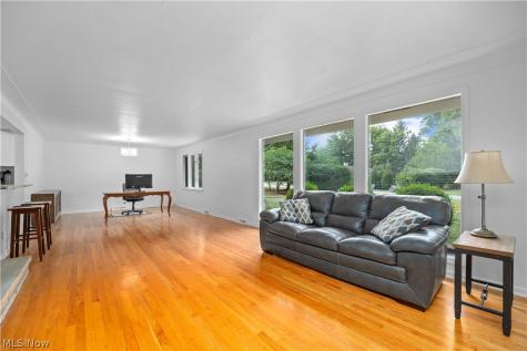 10500 Laurel Lane Brecksville OH 44141