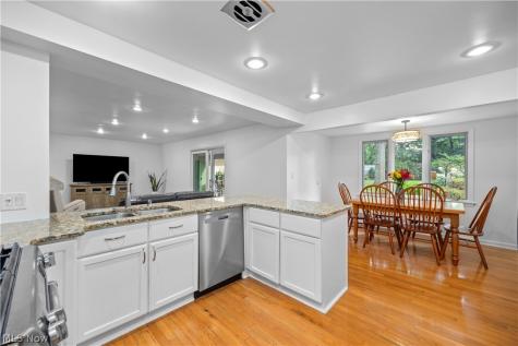 10500 Laurel Lane Brecksville OH 44141