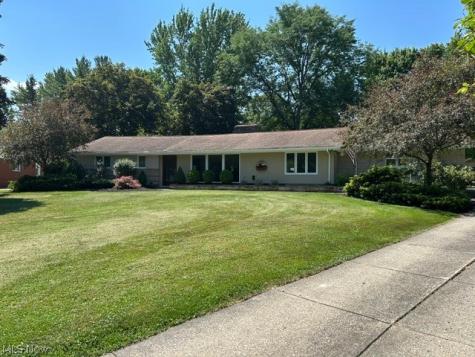 10500 Laurel Lane Brecksville OH 44141