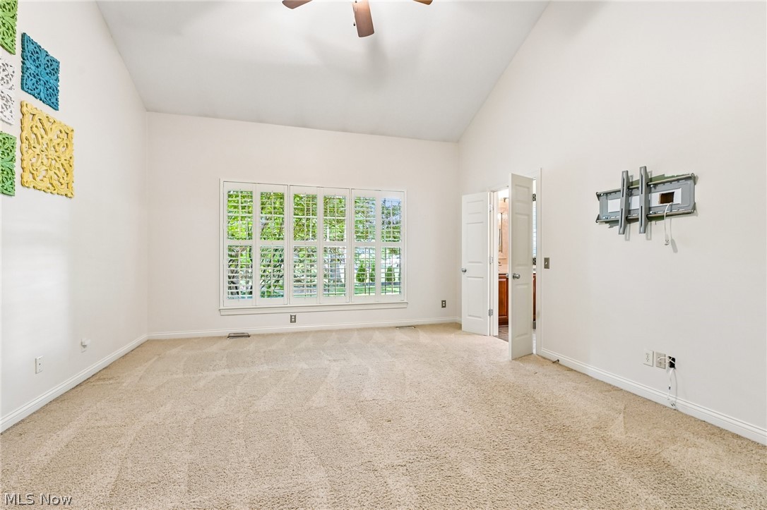 36305 Montrose Way Avon OH 44011