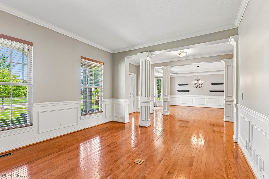 36305 Montrose Way Avon OH 44011