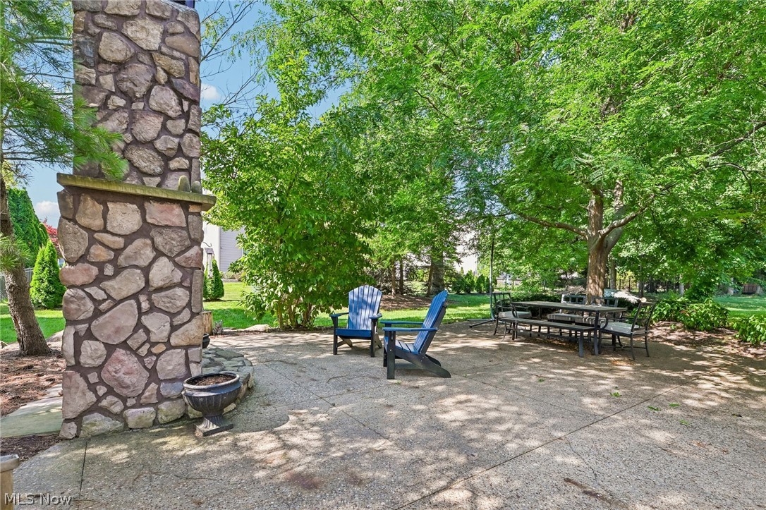 36305 Montrose Way Avon OH 44011