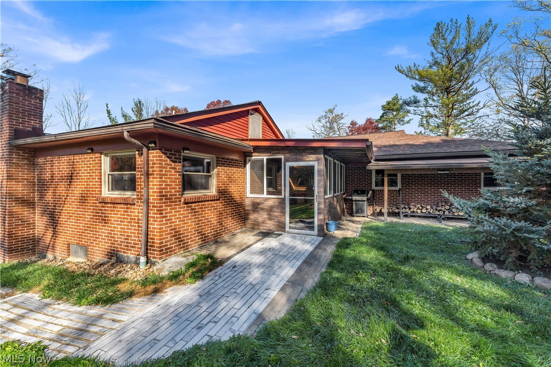 8633 Kinsman Road Novelty OH 44072
