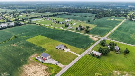 48 County Road 281 Sullivan OH 44880