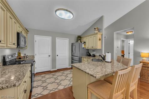 48 County Road 281 Sullivan OH 44880