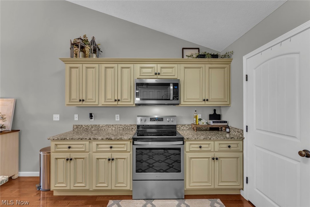 48 County Road 281 Sullivan OH 44880