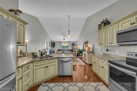 48 County Road 281 Sullivan OH 44880