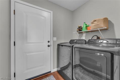 48 County Road 281 Sullivan OH 44880