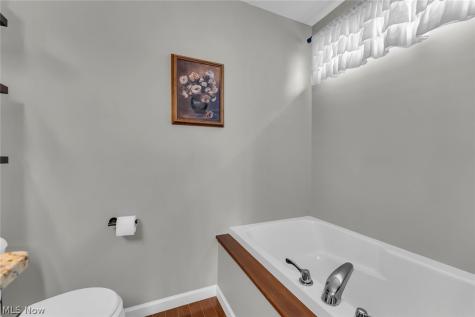 48 County Road 281 Sullivan OH 44880