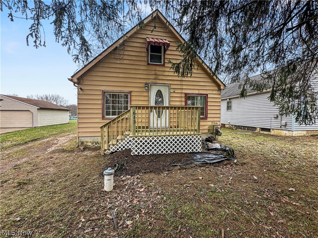 613 N Raccoon Road Austintown OH 44515