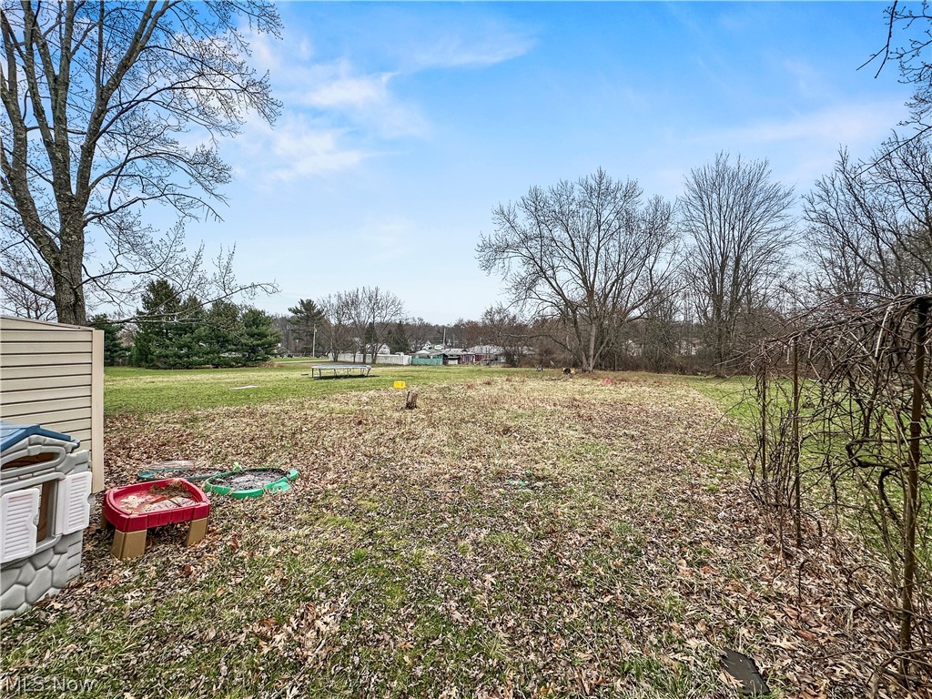 613 N Raccoon Road Austintown OH 44515