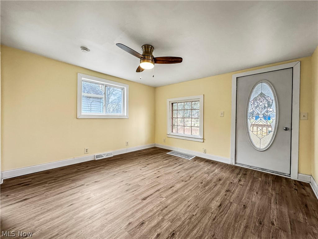 613 N Raccoon Road Austintown OH 44515