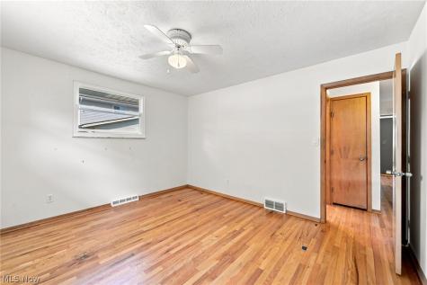 8001 Royalview Drive Parma OH 44129
