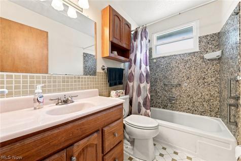 8001 Royalview Drive Parma OH 44129